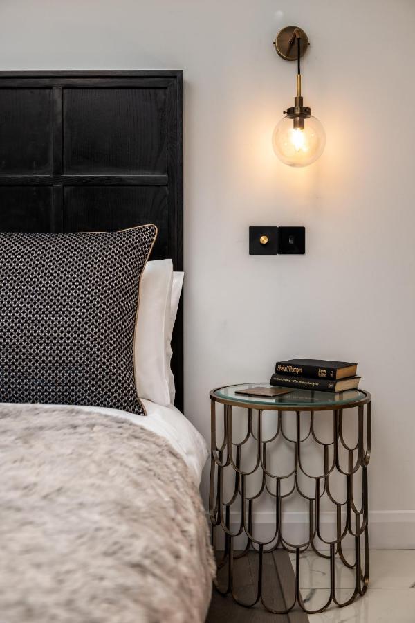 Pamper Yourself In Our Double Sized Copper Tub -2 Bedroom Villa Inverness Kültér fotó